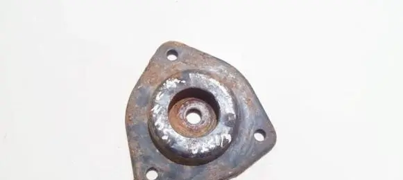 Nissan Sunny Coil spring mount 5432050y12