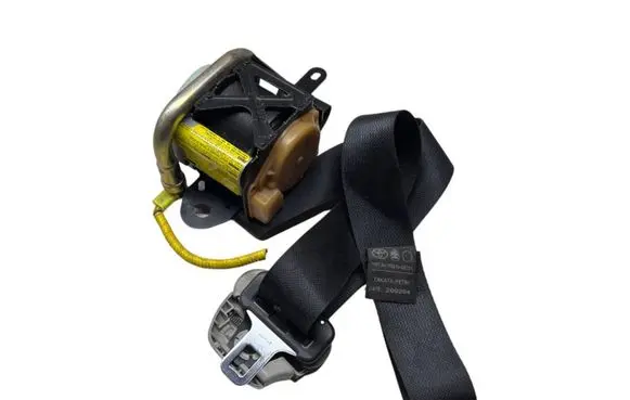 Toyota Corolla E120 E130 Front seatbelt 7321002131 260204