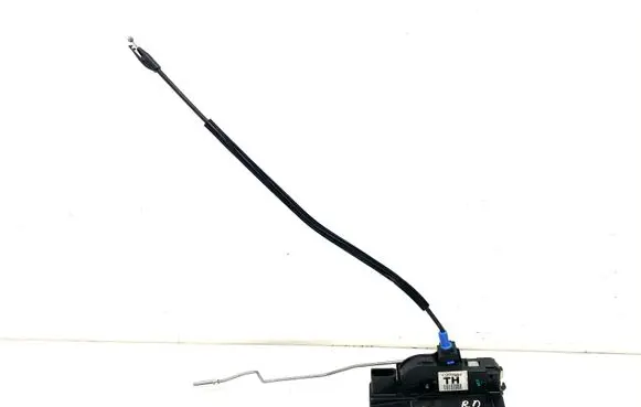 Opel Ampera Front door lock 13577984
