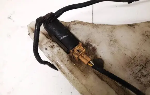 Windscreen/windshield washer pump