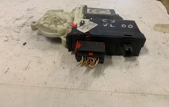 Front door window regulator motor