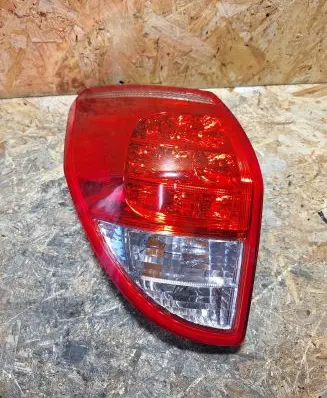 Toyota RAV 4 (XA30) Rear/tail lights