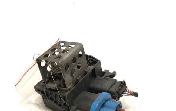 Citroen C4 Grand Picasso Fan control module 9673999980