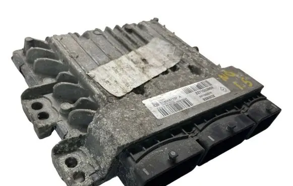 Nissan Qashqai Engine control unit/module S180067137A 237100386R 237100037R