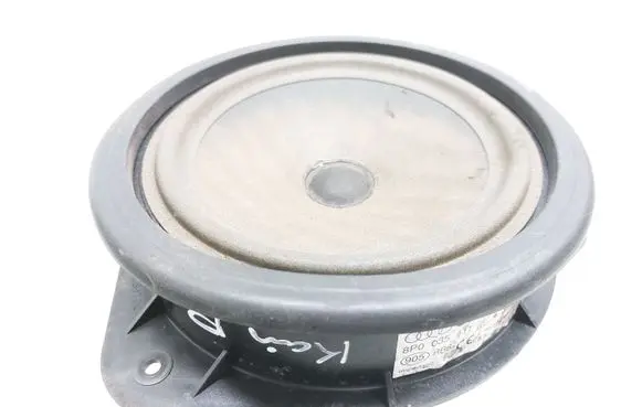 Audi A3 S3 8P Front door speaker 8P0035411