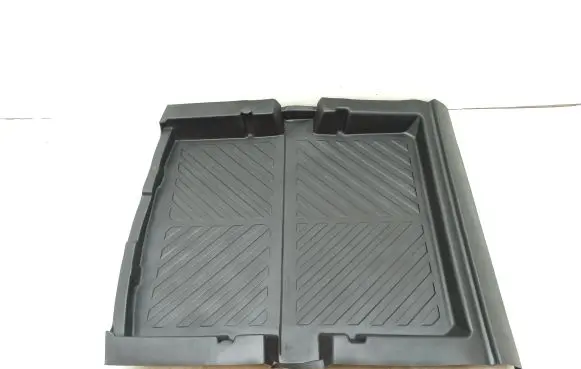 Chrysler 300 - 300C Rubber trunk/boot mat liner 05000033