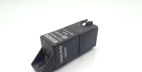 Glow plug pre-heat relay