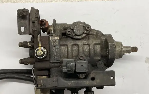 Mazda 626 Fuel injection high pressure pump 09650050016 RF2A13800A 09T003912