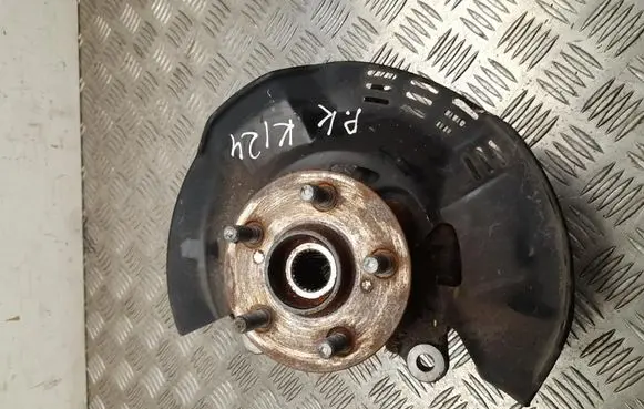 Toyota Prius (XW50) Front wheel hub FC50L