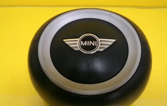 Steering wheel airbag