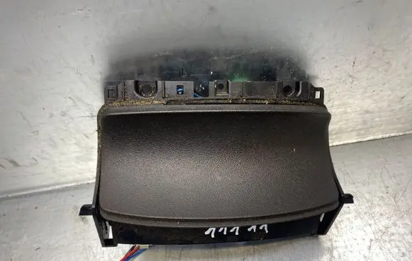 Volkswagen Lupo Car ashtray 30912010A 6X0857309B