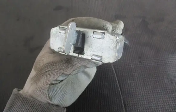 Toyota Corolla Verso AR10 Rear door check strap stopper 