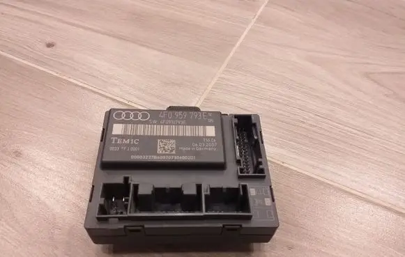 Audi A6 S6 C6 4F Door control unit/module 4F0959793E