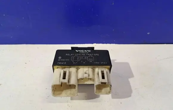 Volvo 850 Coolant fan relay 1398845 899962000