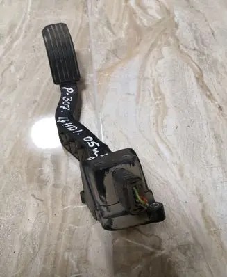 Peugeot 307 Accelerator throttle pedal 0280755041 9680565880
