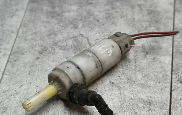 Mercedes-Benz E W211 Headlight washer pump A0345455328