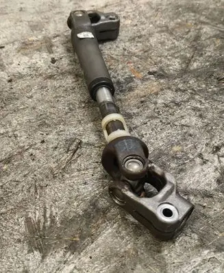 Toyota Avensis T270 Steering column universal joint