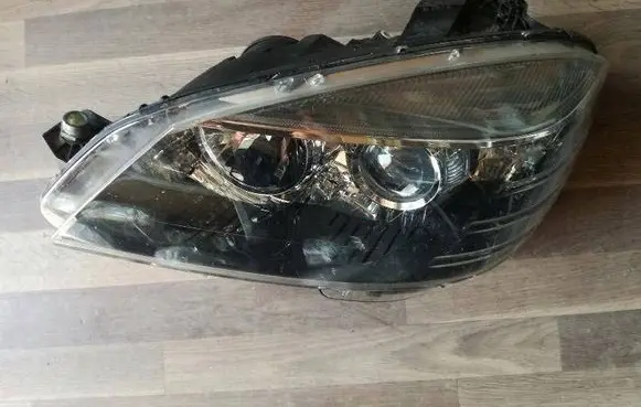 Mercedes-Benz C AMG W204 Headlight/headlamp W204.A204.C
