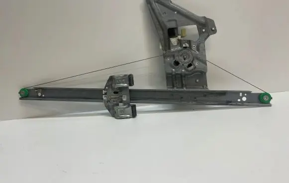 Mercedes-Benz Sprinter W901 W902 W903 W904 Front door window regulator with motor A9067200046 ZGS011 0005