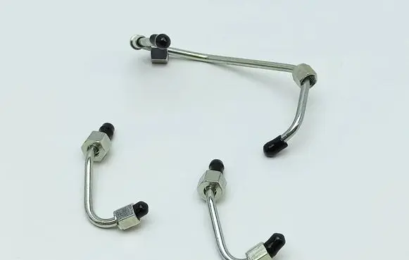 Microcar Due First Fuel injector supply line/pipe 1010457 F0099000425