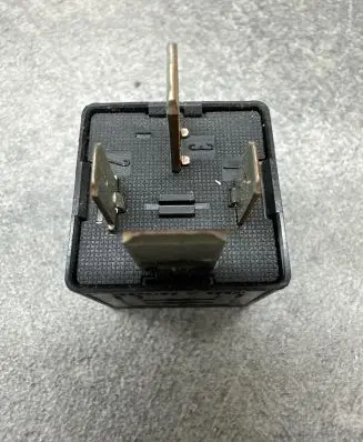 Volkswagen Touran I Other relay 7M0951253A 95VW10K705CA V23136J6X45