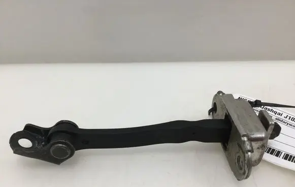 Nissan Qashqai Rear door check strap stopper 
