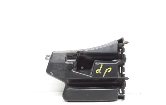Volvo V60 Front bumper mounting bracket 30796626