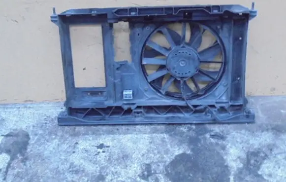 Peugeot 308 Radiator support slam panel 9650316080