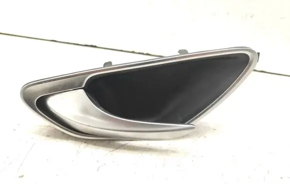 Mercedes-Benz C W205 Front door interior handle A2057603100