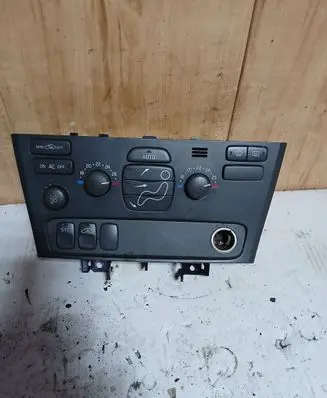 Volvo V70 Climate control unit
