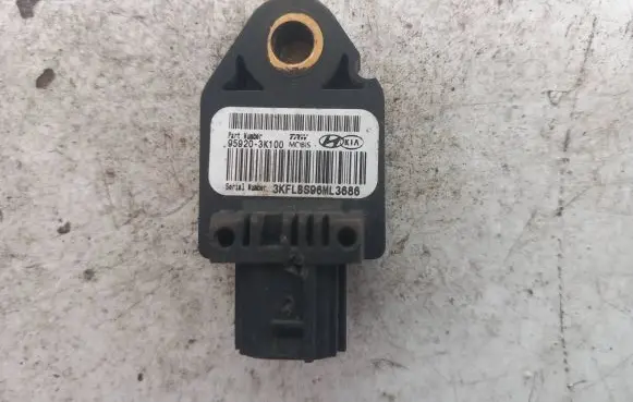 Hyundai Sonata Airbag deployment crash/impact sensor 959203K100 3KFFSS96MN3686