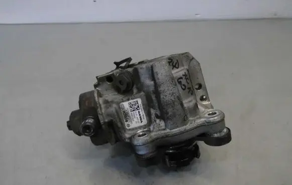 Volvo XC60 Fuel injection high pressure pump 0445010618