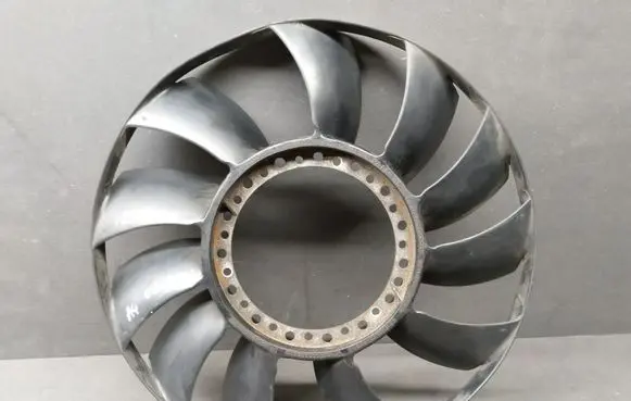 Audi A6 Allroad C5 Fan impeller 059121301A