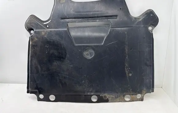 Audi Q5 SQ5 8R Engine splash shield/under tray 8K1863822L 8K2863822L