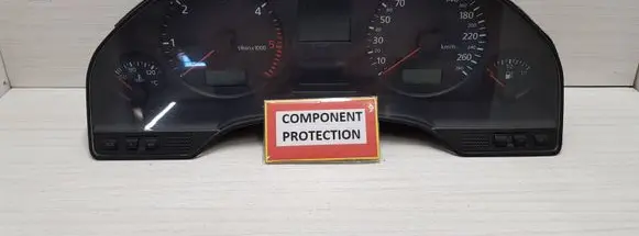 Audi A8 S8 D2 4D Speedometer (instrument cluster) 4D0919882AX
