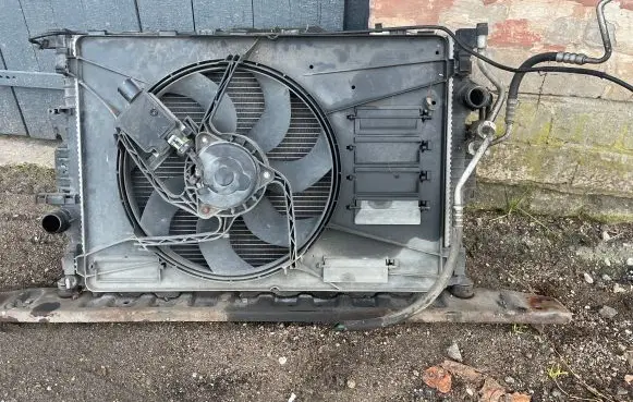 Ford Galaxy Radiator set 