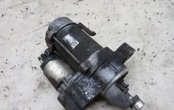 Audi A4 S4 B8 8K Starter motor 03L911024B