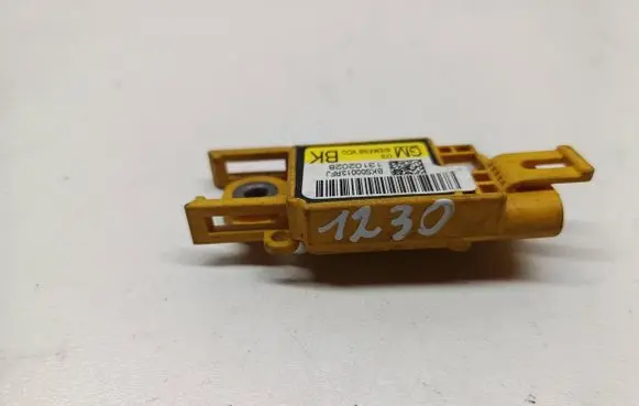 Opel Signum Airbag deployment crash/impact sensor 13102028 BKS00013RFJ