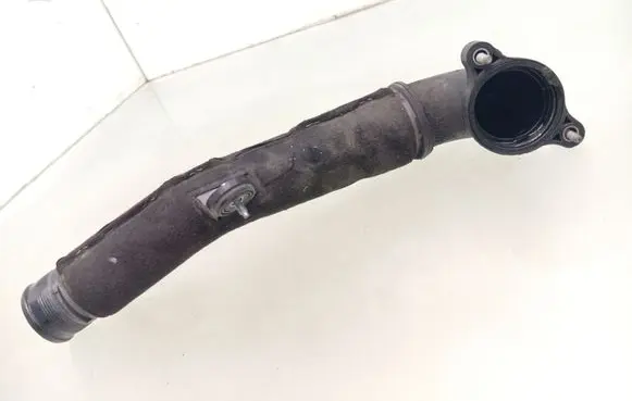 Volkswagen Golf VII Intercooler hose/pipe 04L145762AD