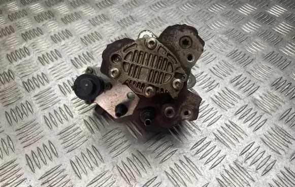 Nissan Primera Fuel injection high pressure pump 8200456693 0445010075 H037472