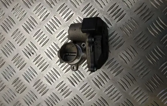 Audi Q5 SQ5 EGR valve 04L131501 04L131501B