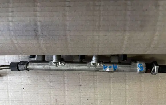 Volkswagen Golf SportWagen Fuel main line pipe 04C133320G 04C906054C