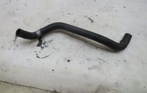 Toyota Prius (XW30) Engine coolant pipe/hose