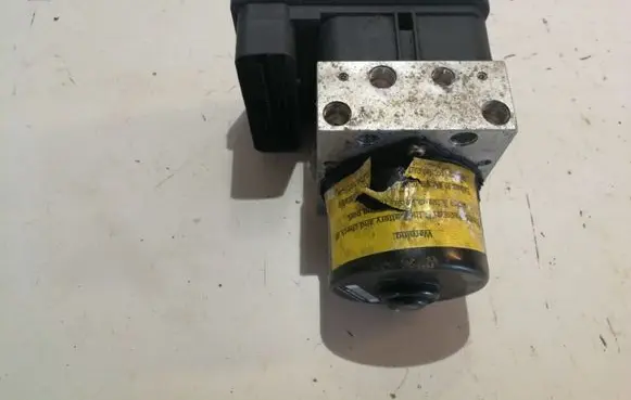 Volvo V50 ABS Pump 30672506A 687222