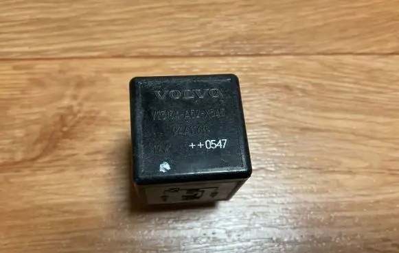 Volvo V70 Other relay 9441160 V23134A52X345