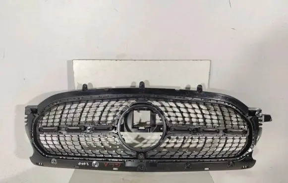 Mercedes-Benz GLA H247 Front grill A2478883900