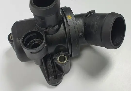 Mercedes-Benz CLK A209 C209 Thermostat housing A2662030475