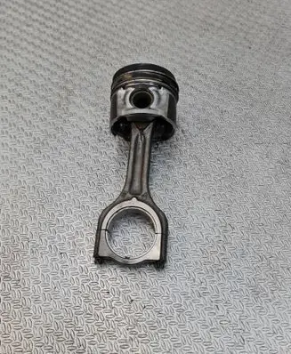 Peugeot 308 Piston with connecting rod 