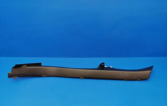 Mercedes-Benz C W204 Rear seat side bottom trim a2046903725
