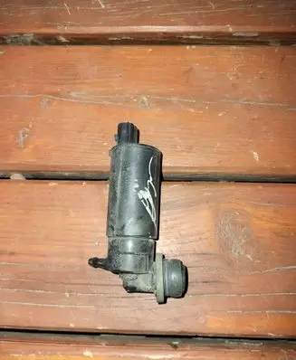 Toyota Corolla E120 E130 Windscreen/windshield washer pump